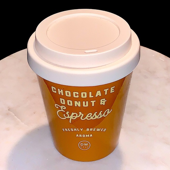 DW HOME CANDLE CHOCOLATE DONUT & EXPRESSO 11.4OZ 1 WICK RICHLY SCENTED NEW - Picture 1 of 5